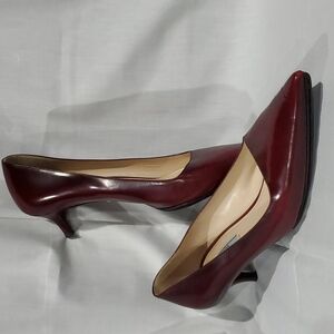 Prada burgandy patent leather kitten heel pumps